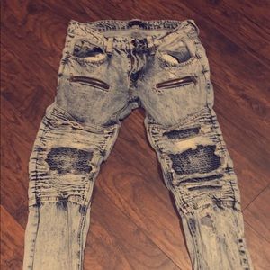 jeans